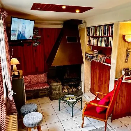 Maison Le Barbier 10pers Dore Holiday home *